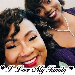 Meet your Posher, Juanita